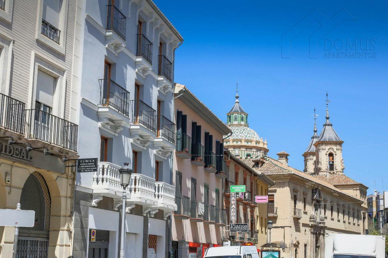 Domus Apartamentos Granada Con Parking Gratuito En Pleno Centro Exteriör bild