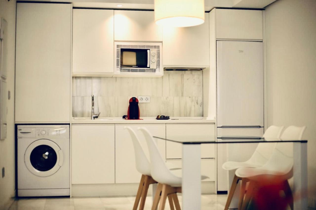 Domus Apartamentos Granada Con Parking Gratuito En Pleno Centro Exteriör bild